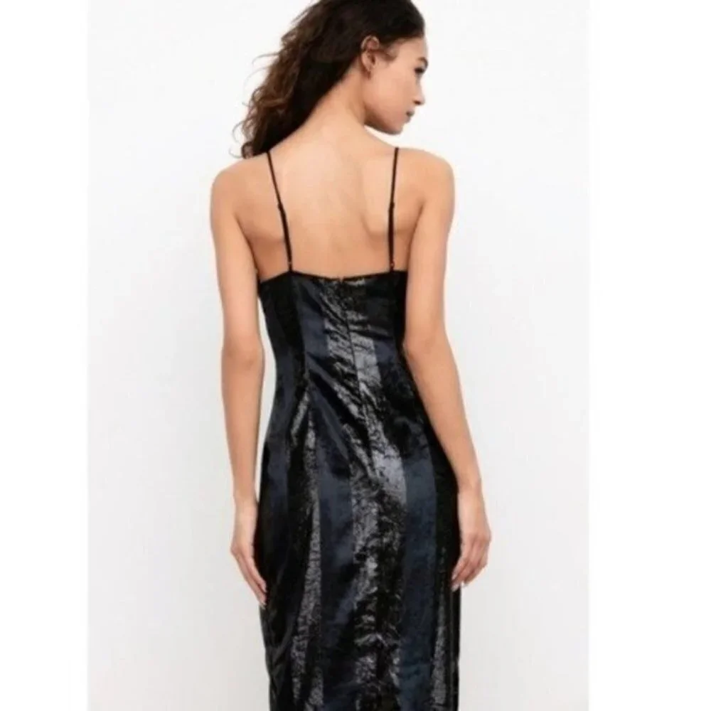 NWT Yumi Kim Black Metallic Velvet Maxi Dress Size Medium - Picture 5 of 13